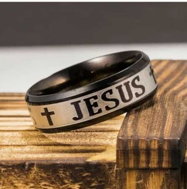 Anel “Jesus” de 8 mm em aço (unissex) ( Tamanhos na descrição ).