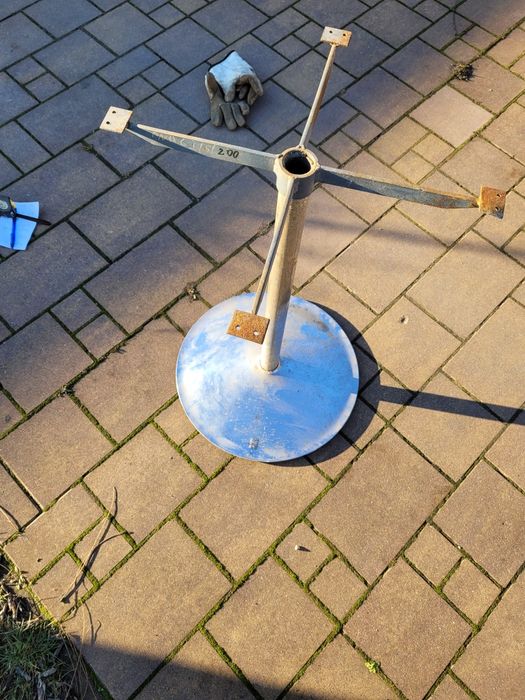 Podstawa pod okrągły stolik