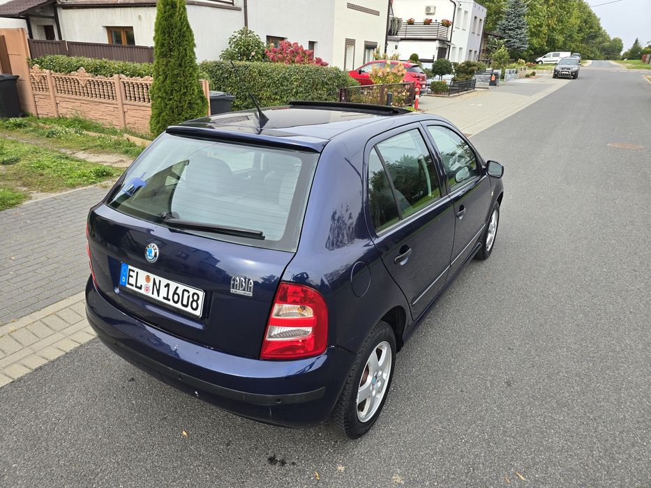 Skoda Fabia 1.4 Klima Alu Szyberdach Czujniki Parkowania Niemcy
