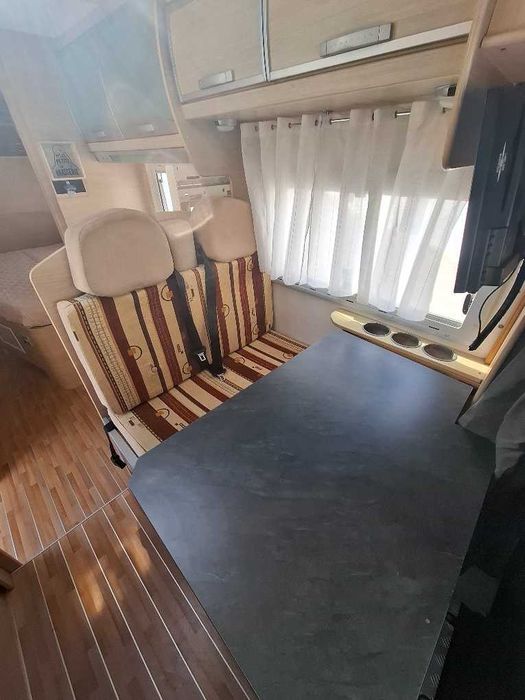 Autocaravana caixa automática
