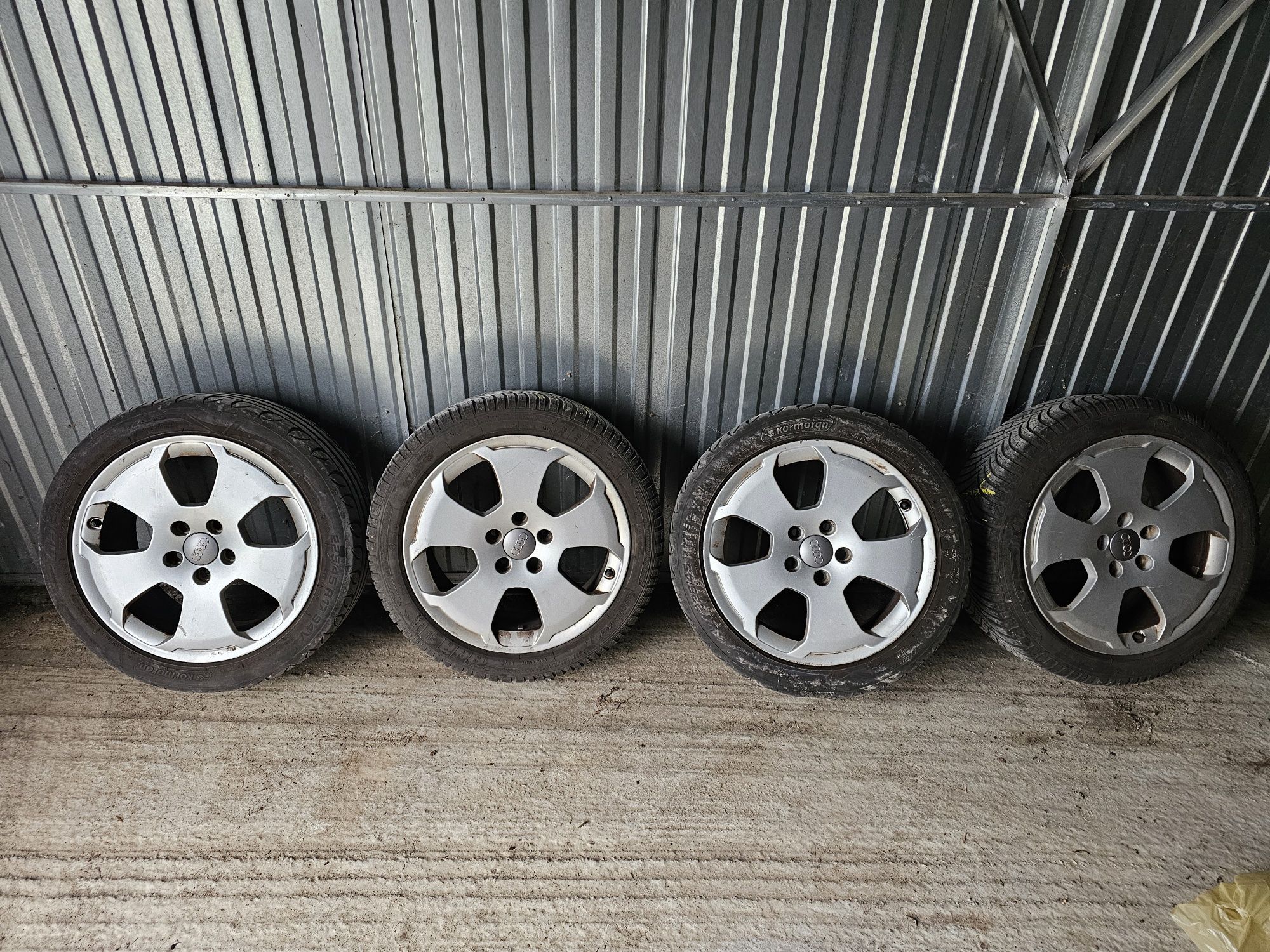 Felgi + opony Audi 225/45 R17