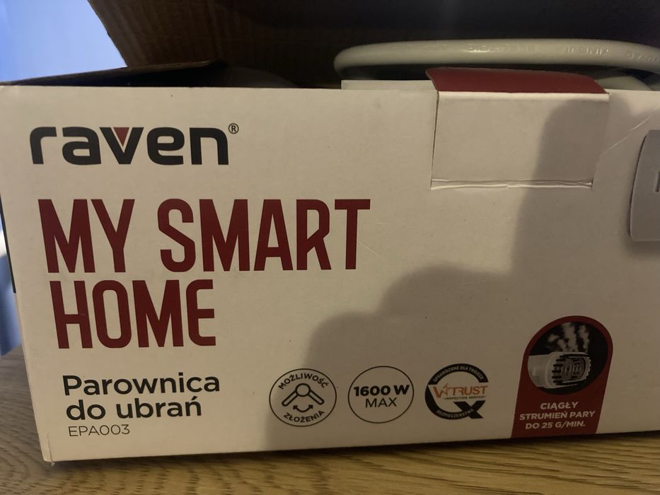 Parownica Raven do ubrań