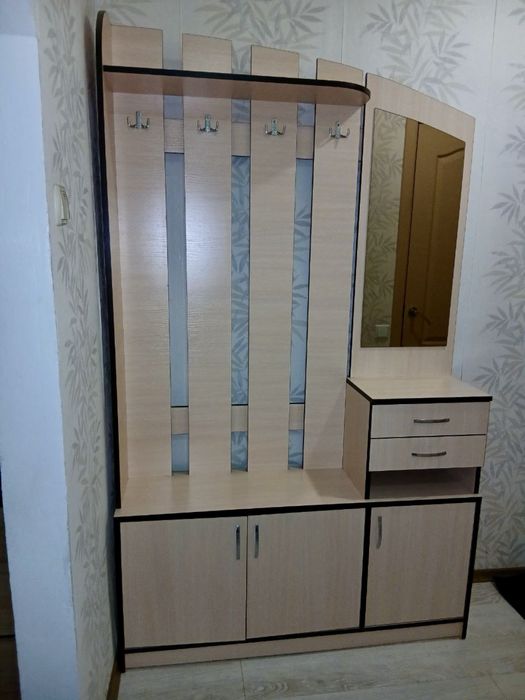 Прихожа/Шафа/Передпокій