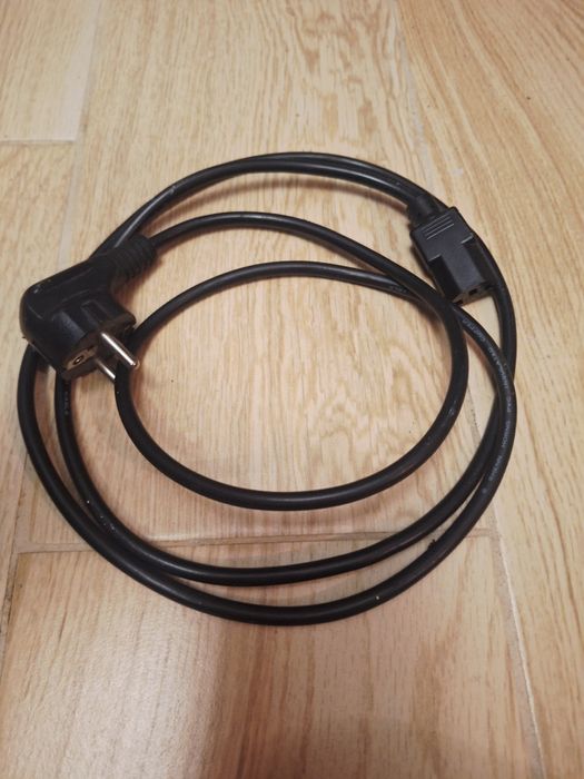 Kabel zasilający komputer monitor