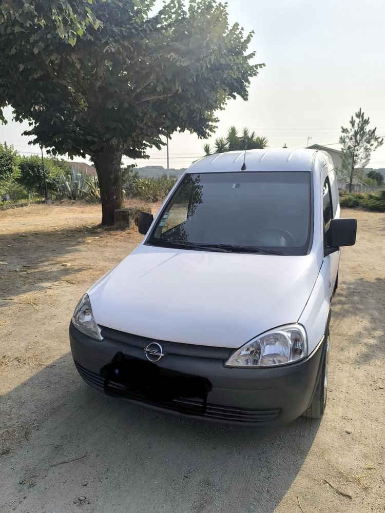 Vendo opel combo 1.3 cdti