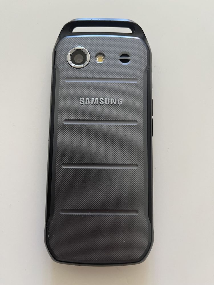 Samsung xcover B550 + ładowarka bez locka