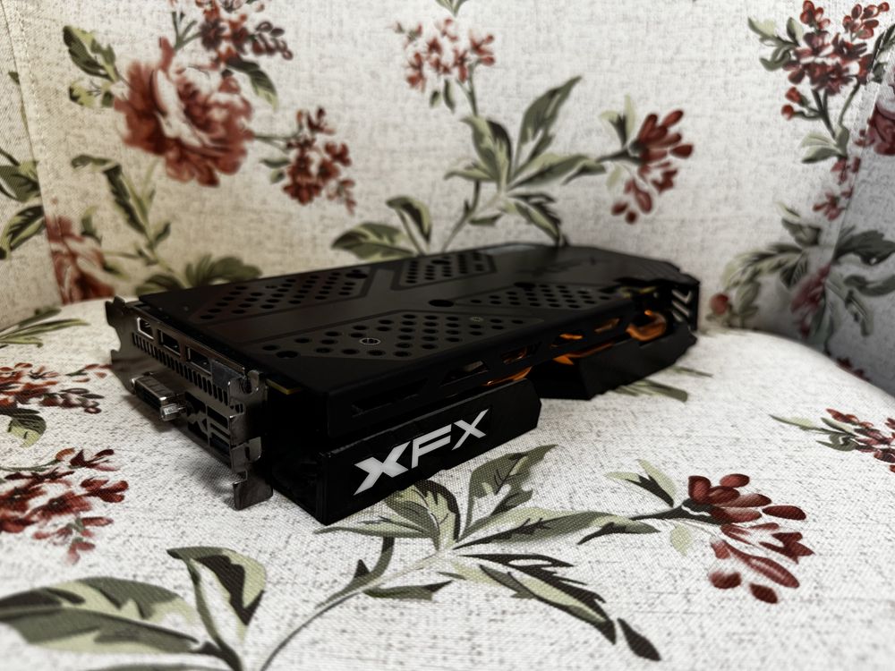 Jak nowa XFX RX580 8GB GTS XXX OC+ GDDR5