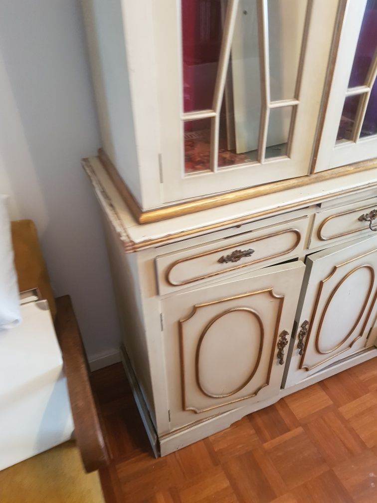 Móvel, estante com vitrine