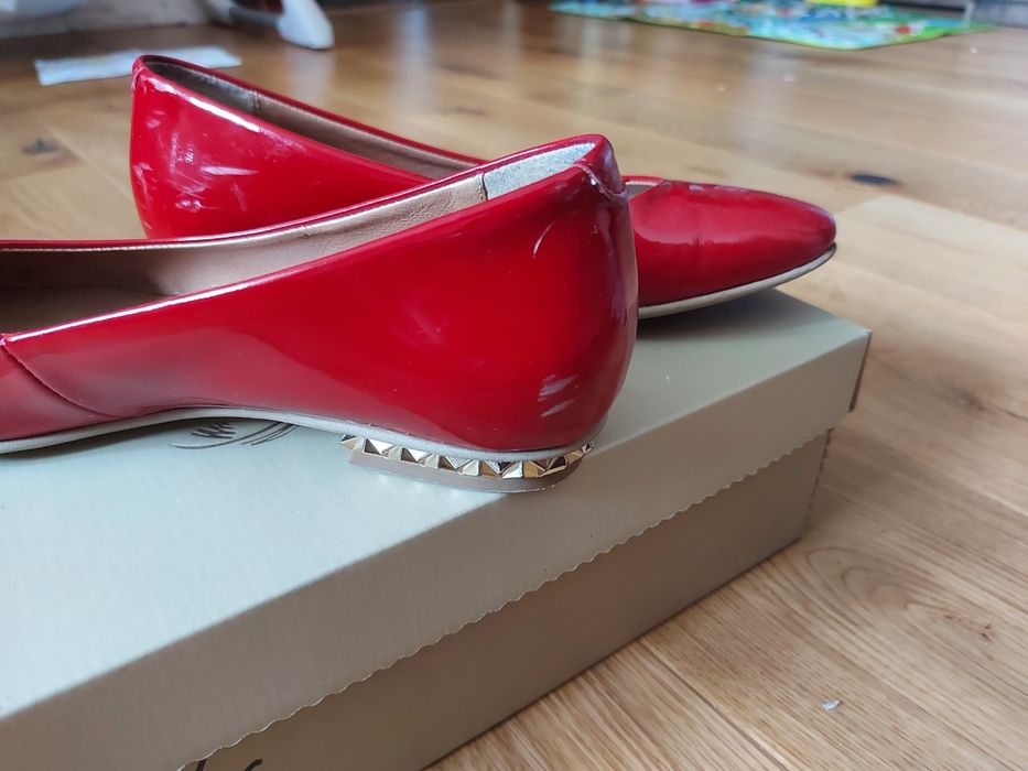 Piękne czerwone baleriny skóra rozm. 36 Kordel
