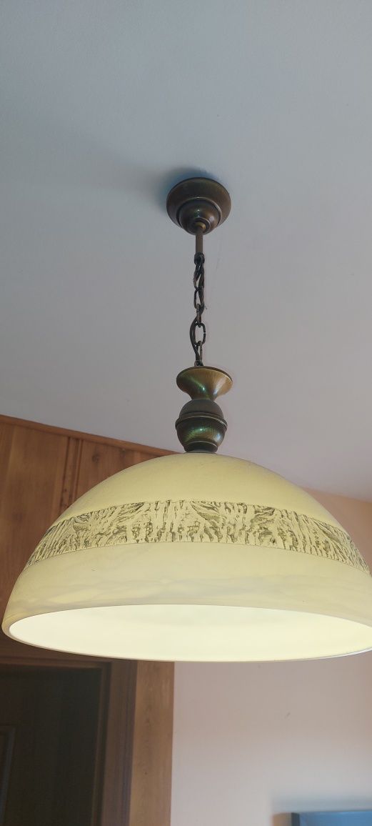 Lampa wisząca mosiądz i ceramika