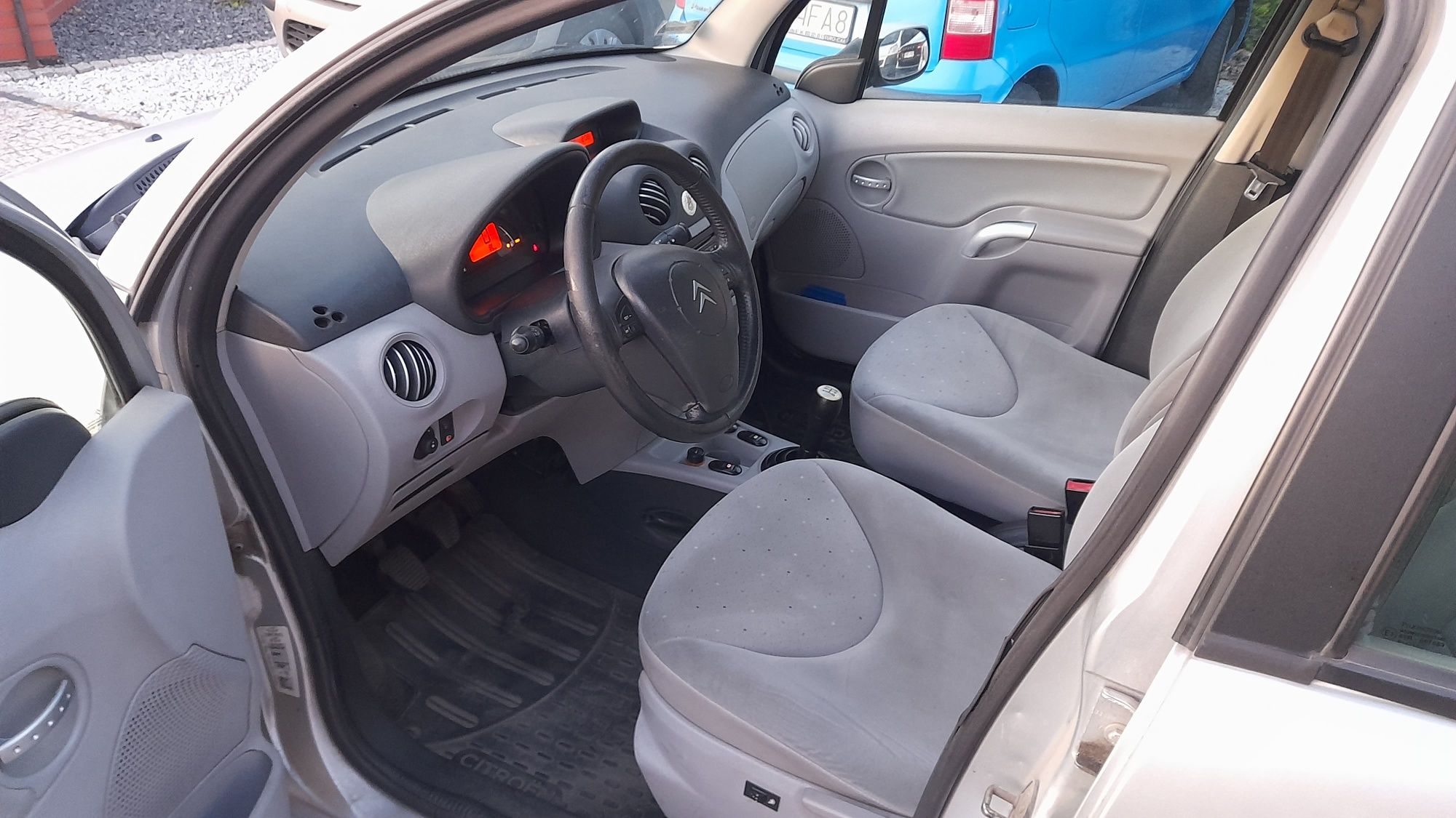 Citroen C3-1.4 benzyna