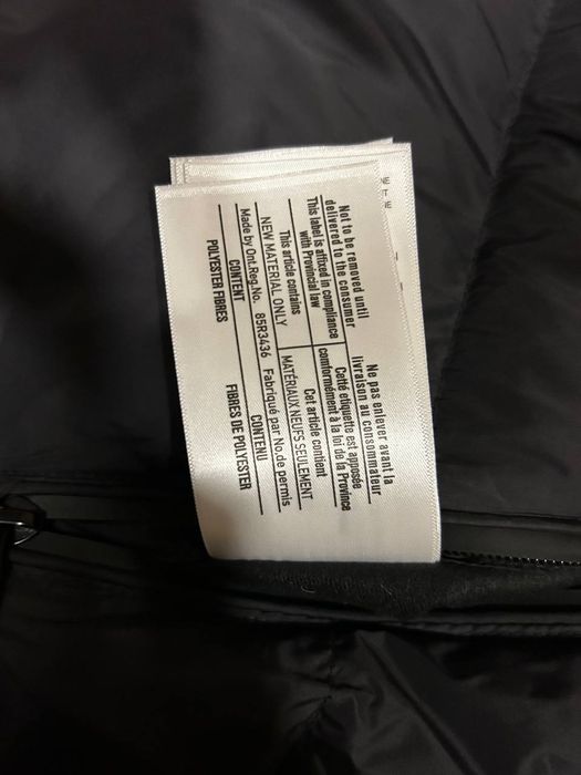 Burberry Detachable Sleeve Puffer Jacket