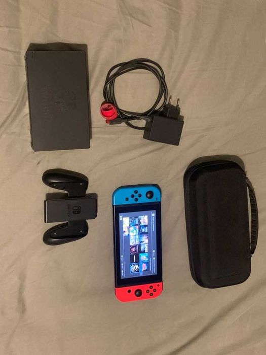 Nintendo Switch + 12 jogos + 256GB