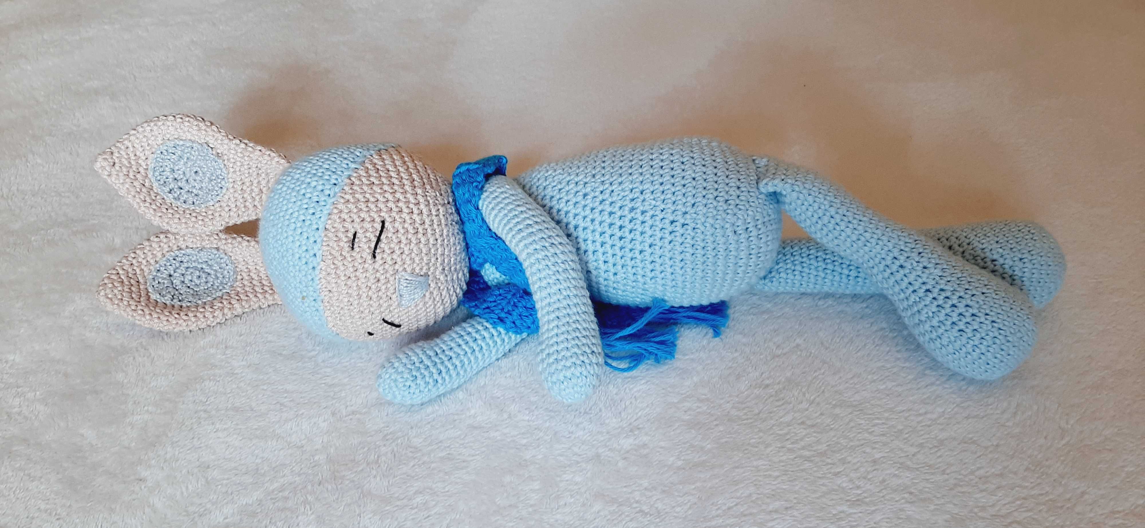 Boneco em crochet