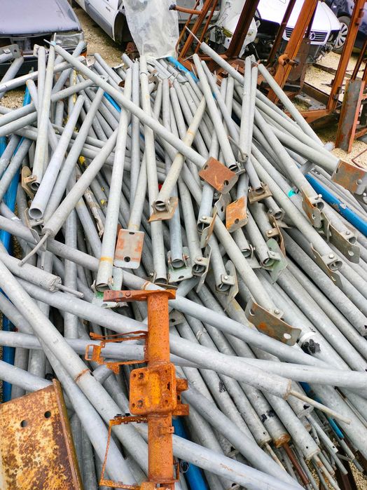 Słupki  stalowe ocynkowane ogrodzeniowe