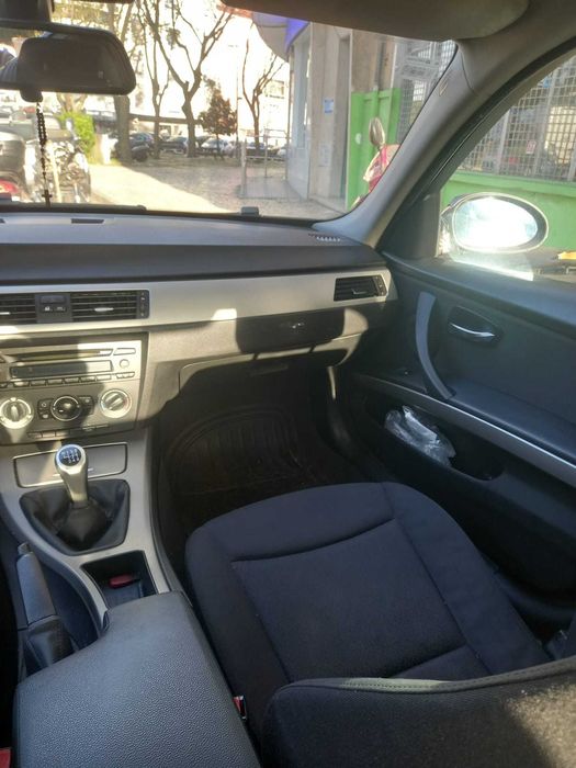 Bmw 318D 2009 - um carro em otimo estado
