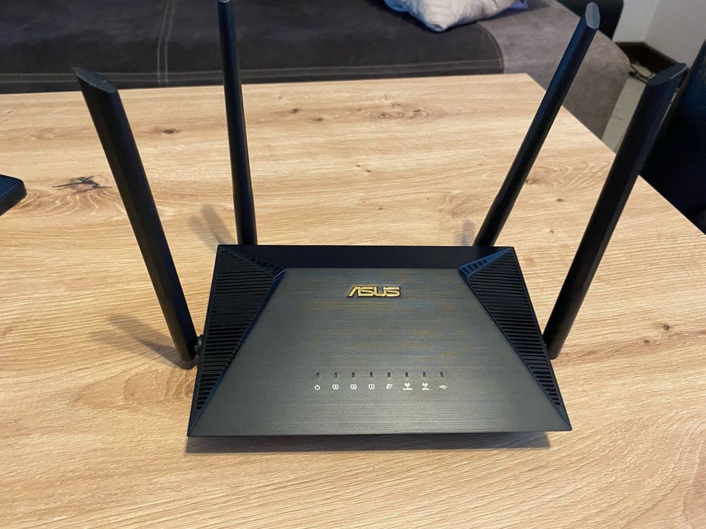 Router ASUS RT-AX1800U 2.4 / 5 GHz (DualBand), Wi-Fi Mesh