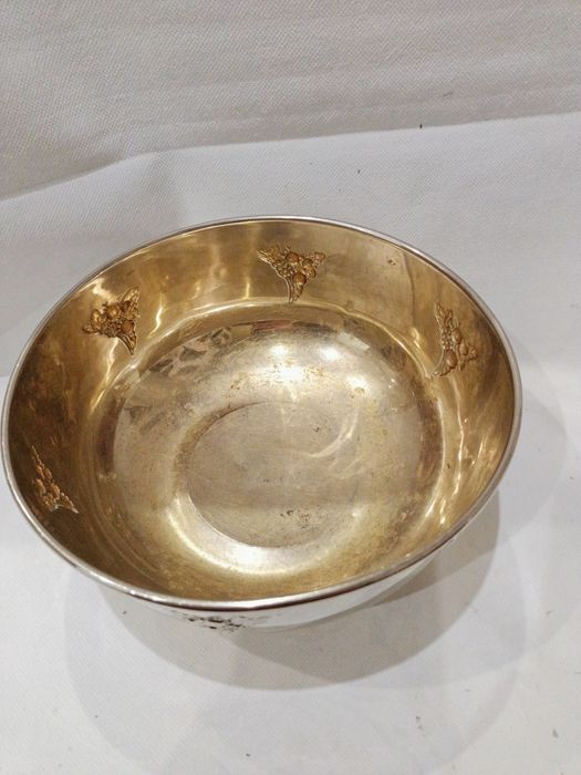 Piękna posrebrzana misa