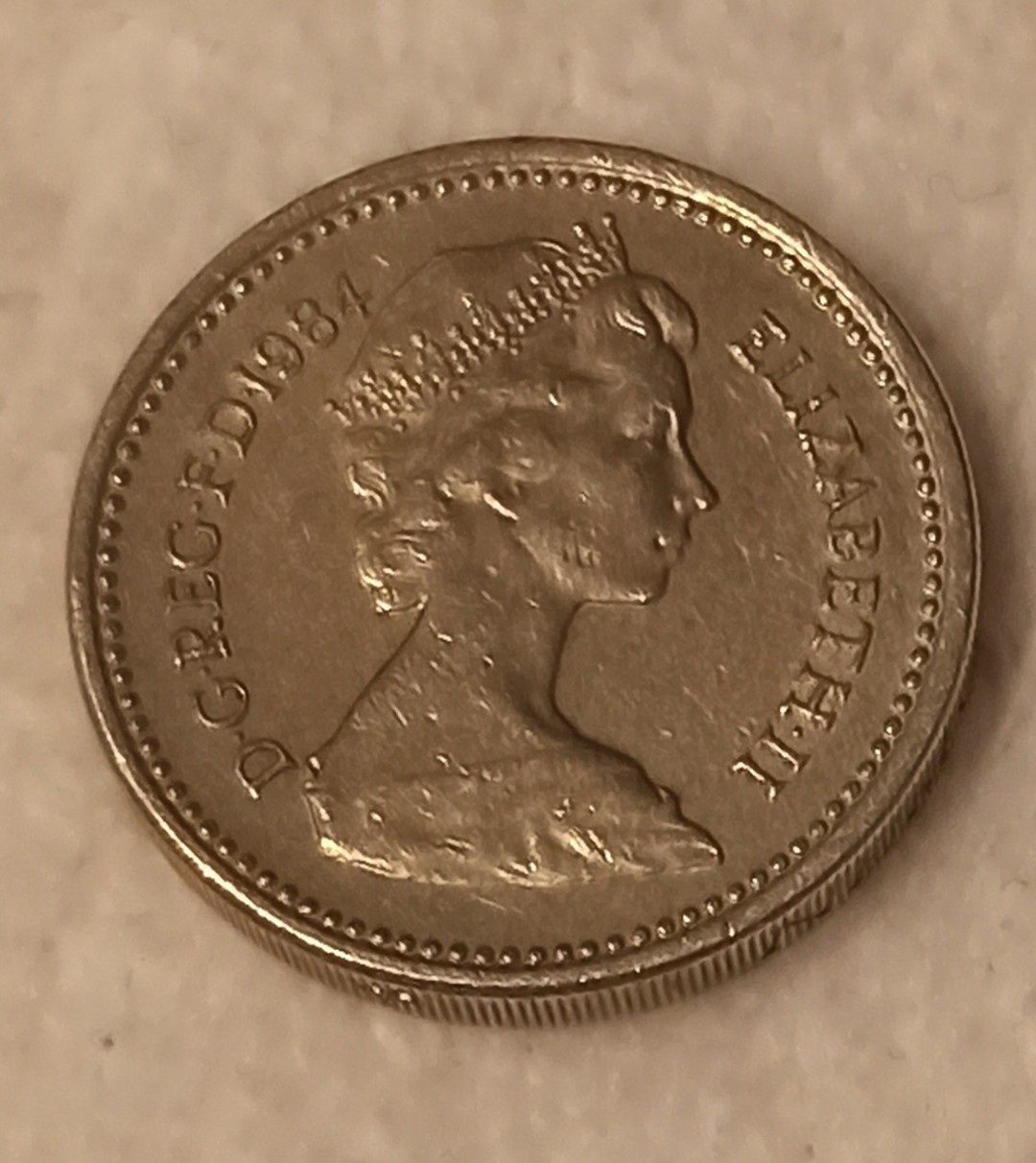 Moneta kolekcjonerska One Pound 1984 Elizabeth II
