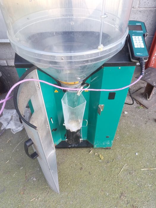 Stacja odpajania cieląt Gea Lely deLaval