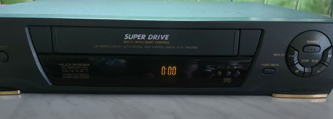 Видемагнитофон Panasonic. Super drive