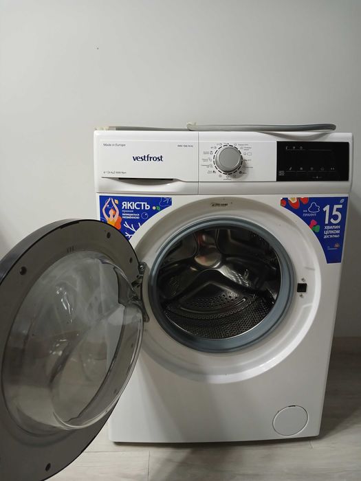 Пральна машинка Vestfost