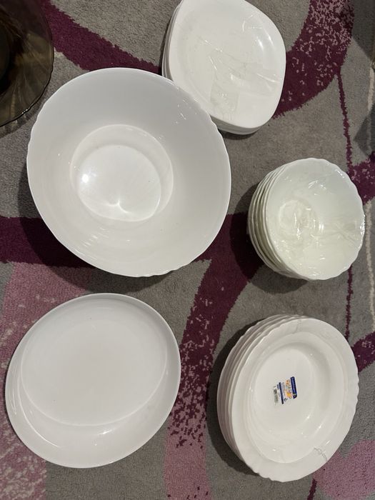 Продам набор посуды.