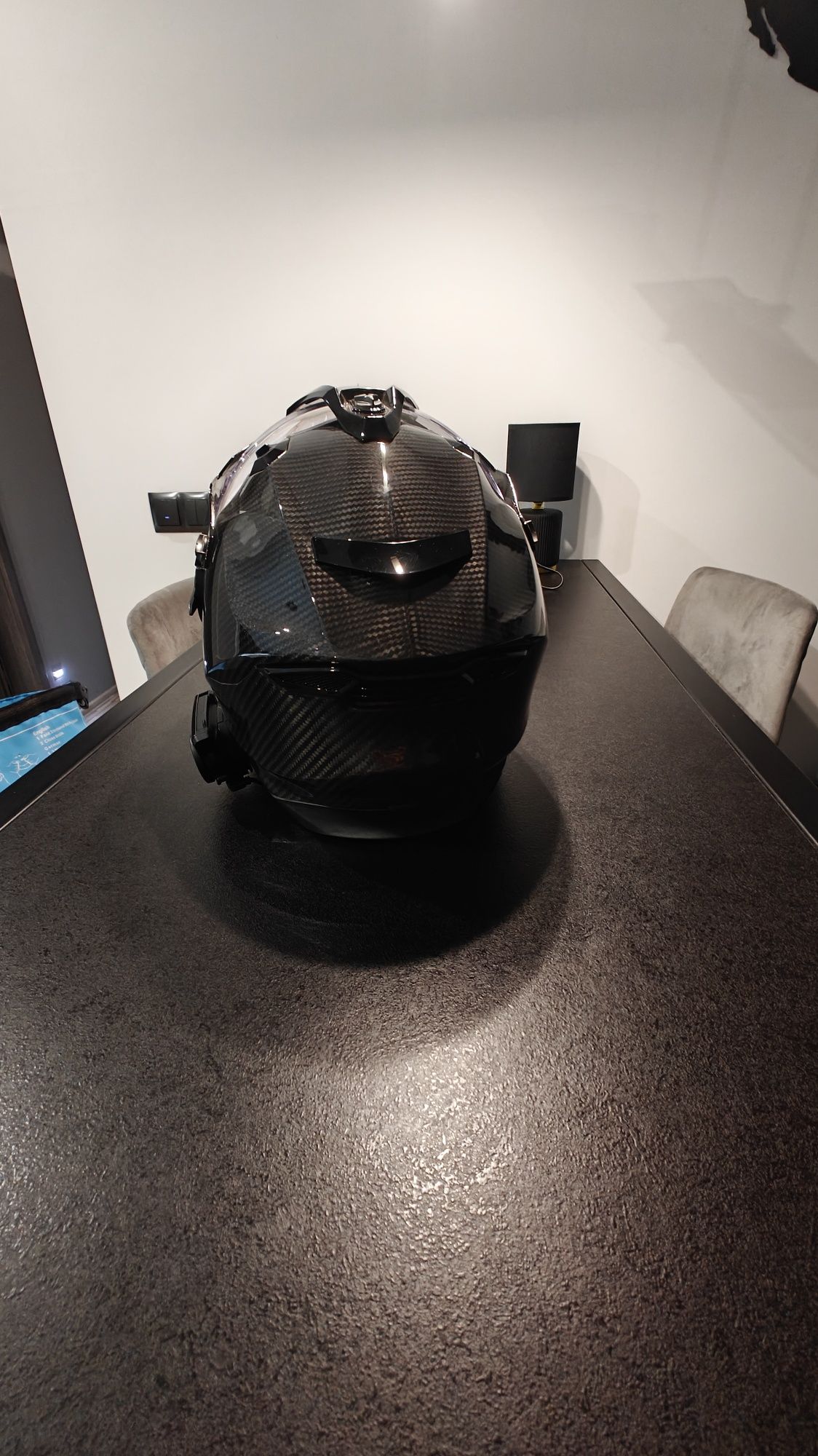 Kask Scorpion adf 9000 carbon M