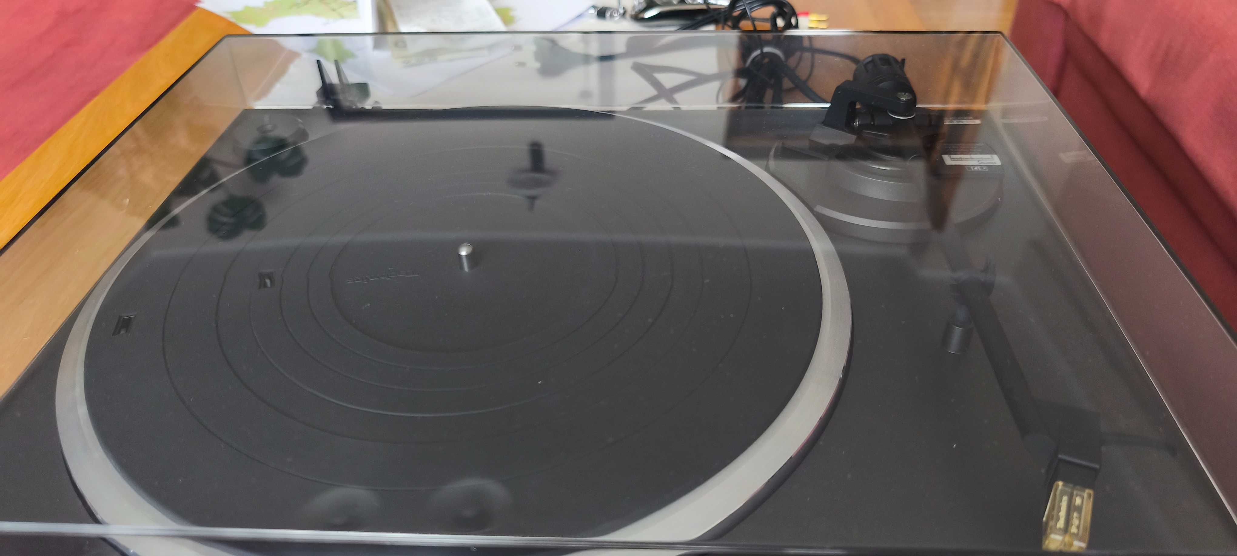 Gramofon Technics SL-D310