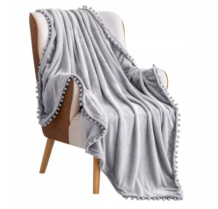 AMELIA HOME Koc z pomponami szary 130x180 Nowy