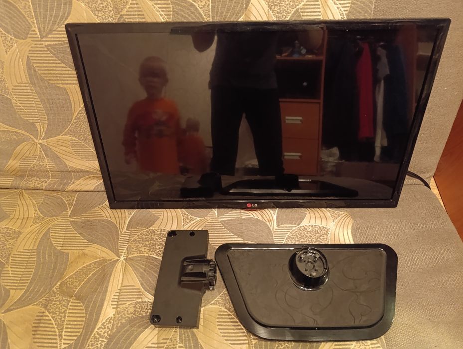 Телевізор LG32LN541U на запчастини