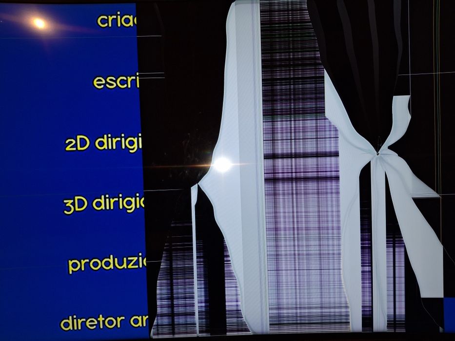 Smart TV Samsung UE55KU6100 55″ Curva UltraHD 4k ecra com mazela