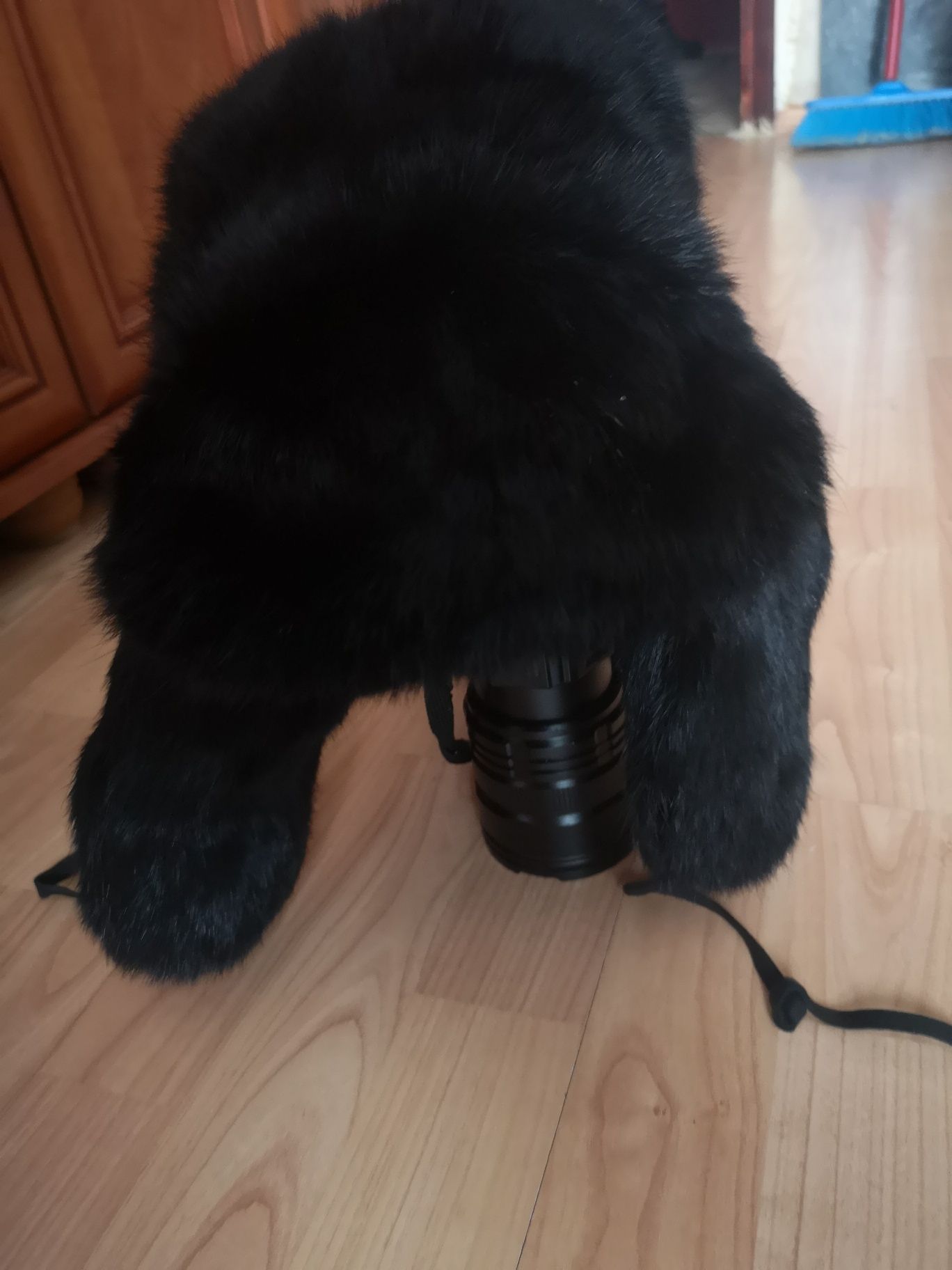 Czapka uszatka z futra rozm. 56