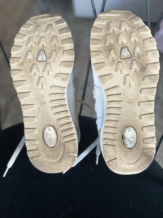 Кросівки 39р демі дуже зручні та мʼякі