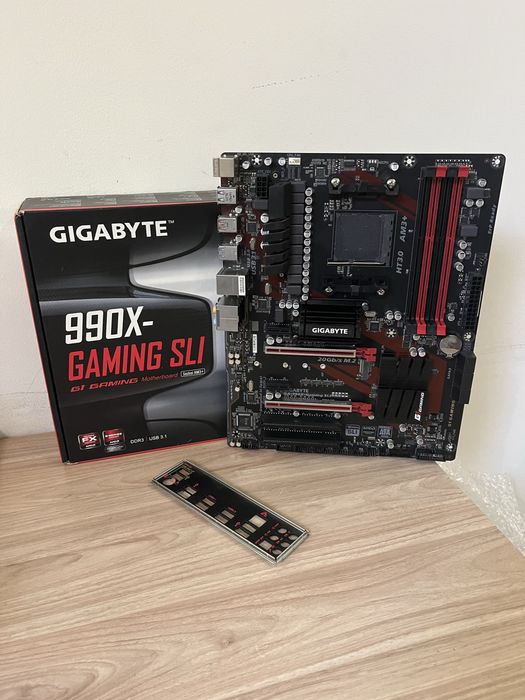 Материнская плата Gigabyte GA-990X-Gaming SLI AM3 DDR3 M.2 SSD Support
