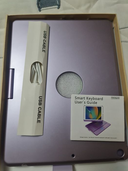 Capa com teclado azerty para ipad