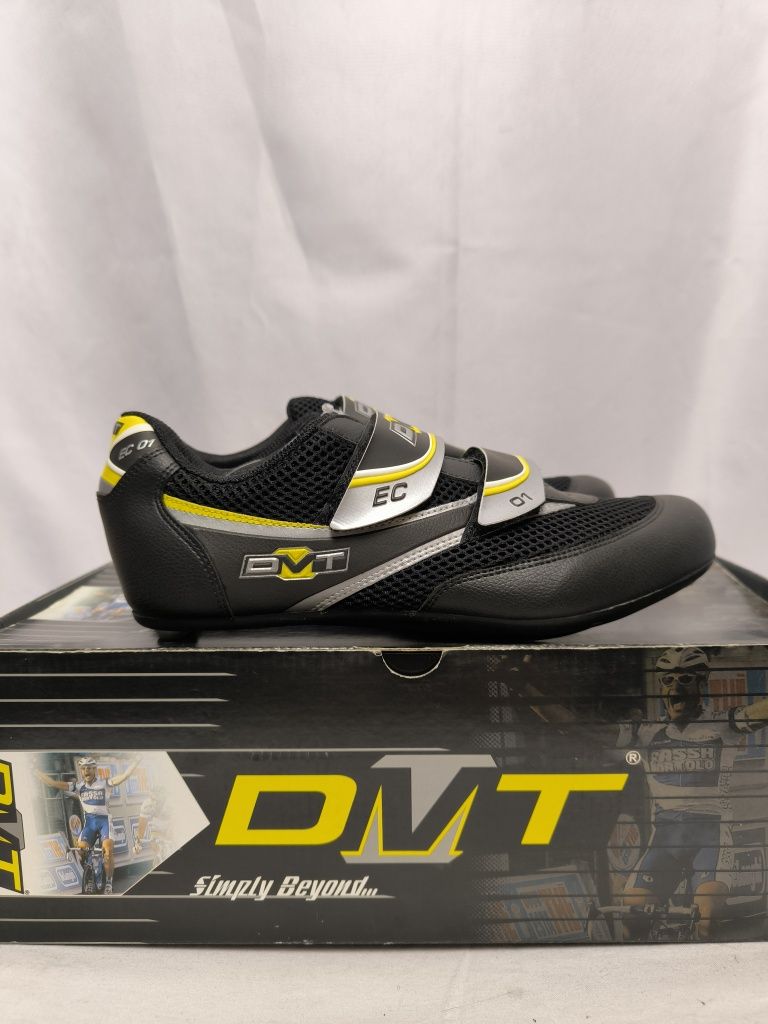 Nowe buty na rower szosowy DMT rozmiar 40 (25cm) SPDSL