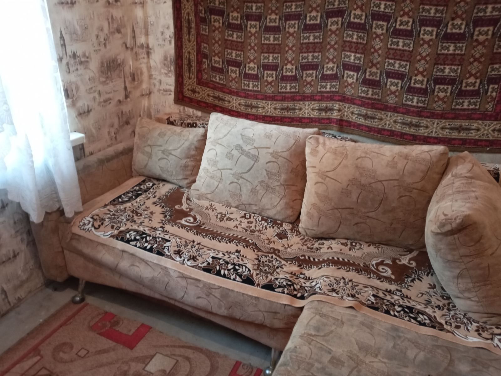 Комната с хозяйкой