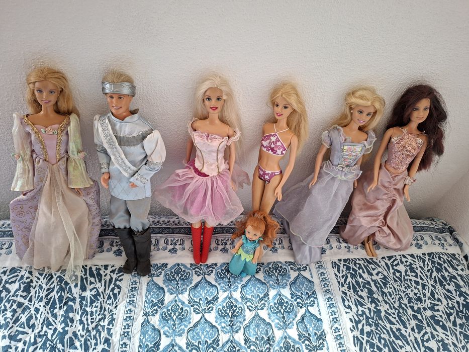 Lote de Barbies e Ken