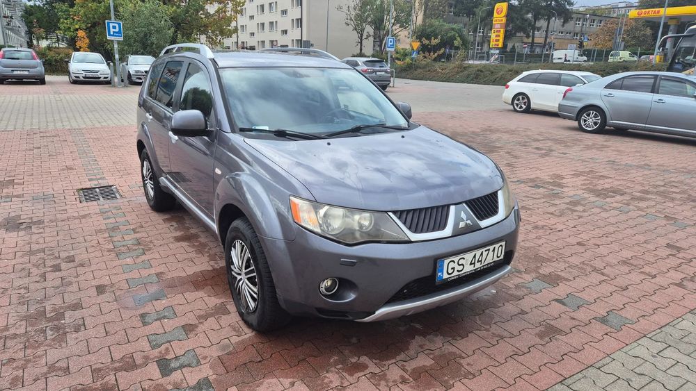 Mitsubishi Outlander Mitsubishi Outlander II, 2.0 DID, 4WD