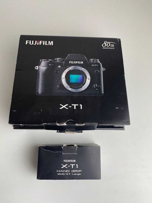 Цифровий фотоапарат Fujifilm XT-1 (потребує ремонту,читайте опис)