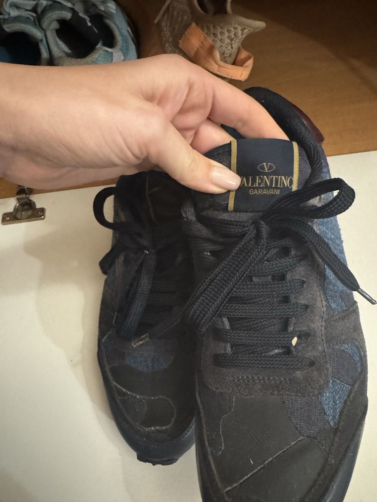 Кросівки valentino оригінал