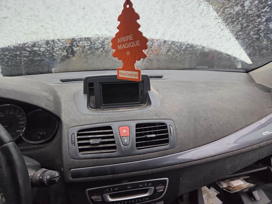 Renault megane III Deska Konsola kokpit + airbagi + napinacze