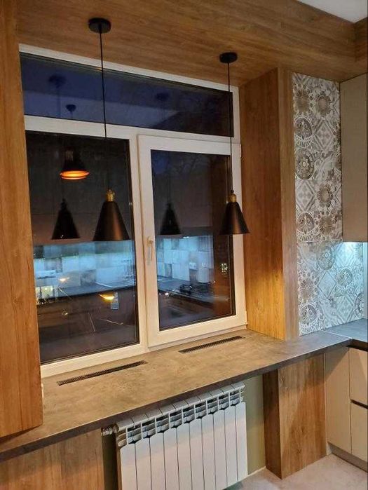 продам 2 кім  Поділ   вул.Верхній Вал 44