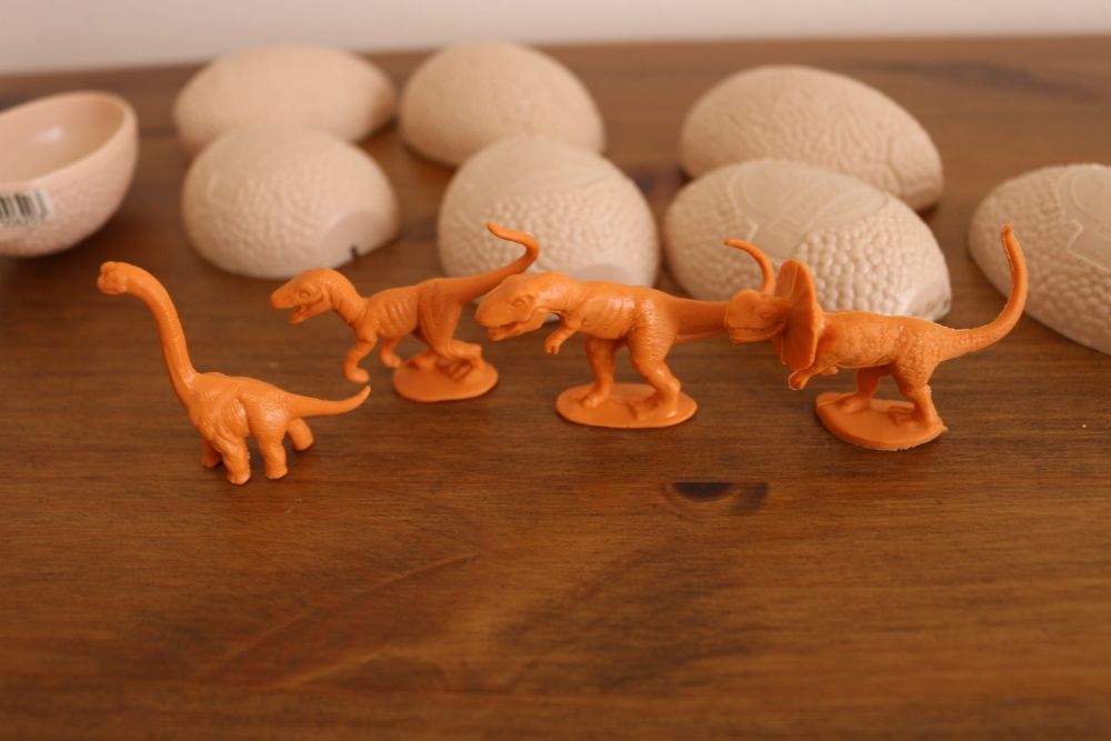 Ovos miniaturas Jurassic Park oficial