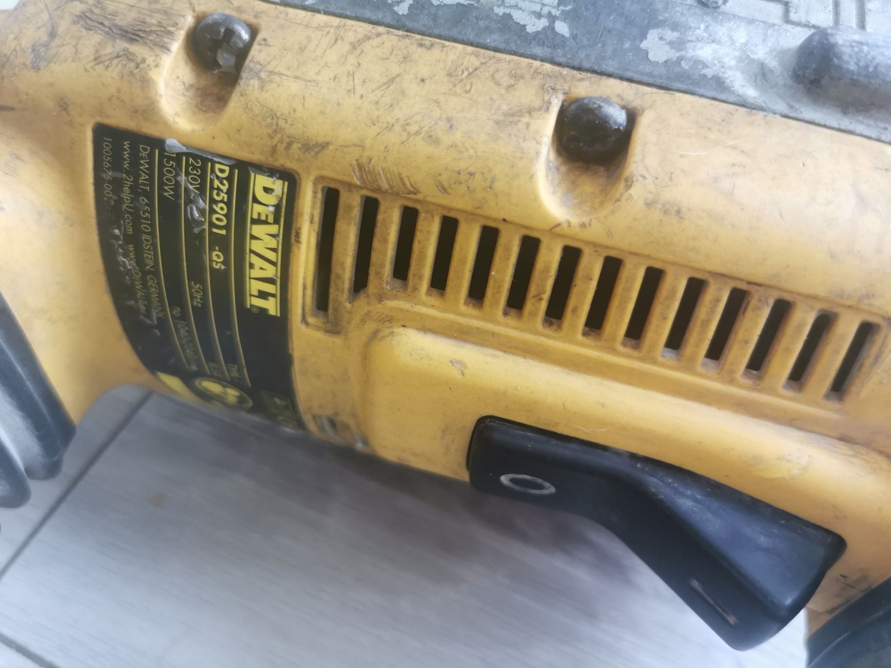 Dewalt D25901 młot udarowy
