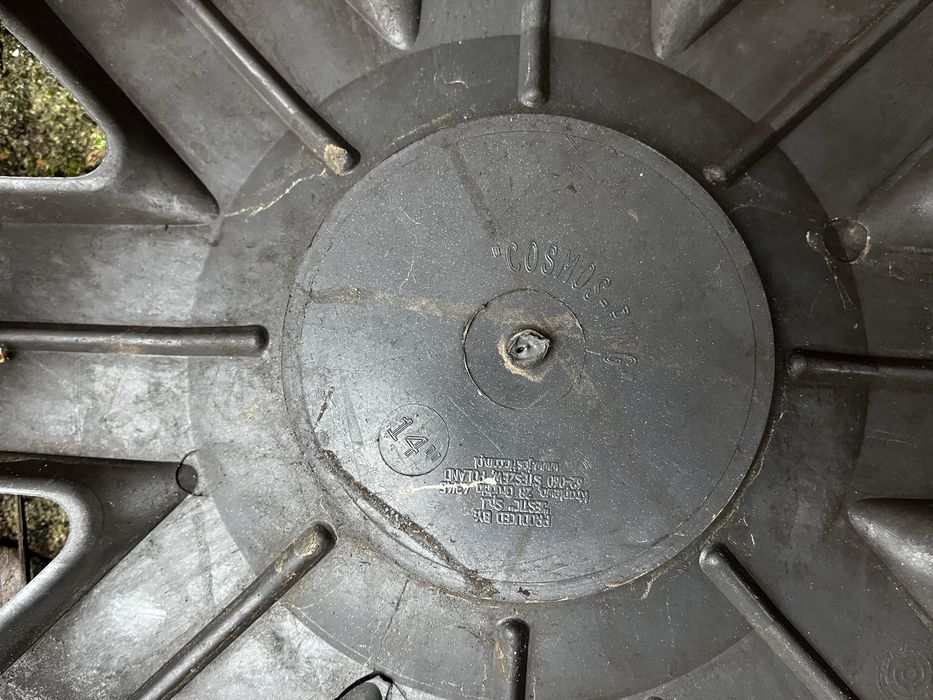 Ковпаки R 14 комплект 350 грн