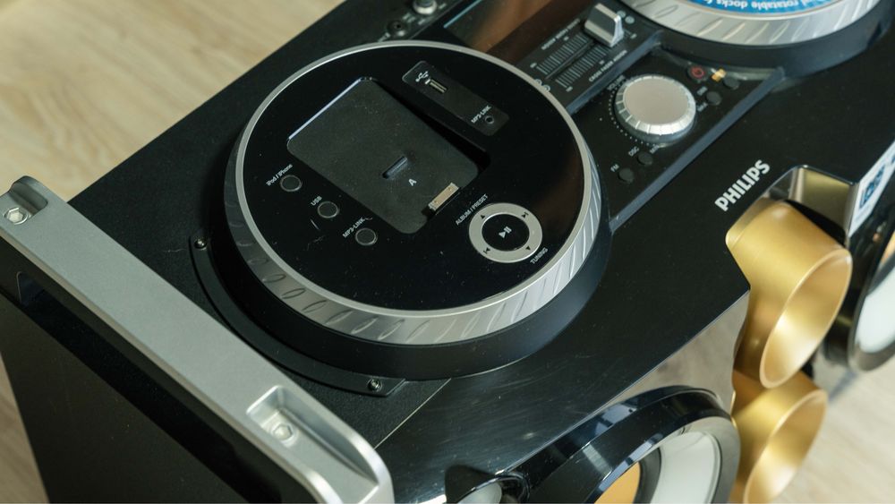 Głośnik Hi-Fi Philips FWP3200D/12 – 300W, USB, iPod/iPhone wieża