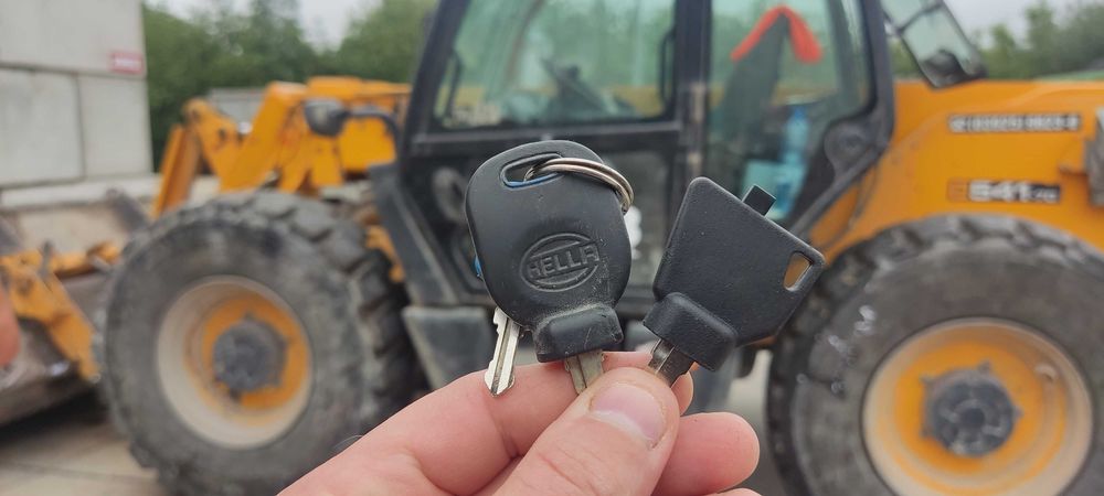 Otwieranie awaryjne, wymiana zamków, dorabianie kluczy, ślusarz 24/7