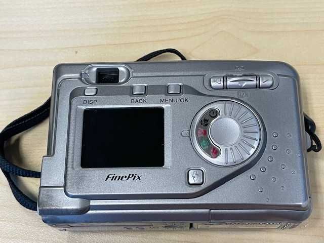 Fujifilm Finepix A203 2.0-MP